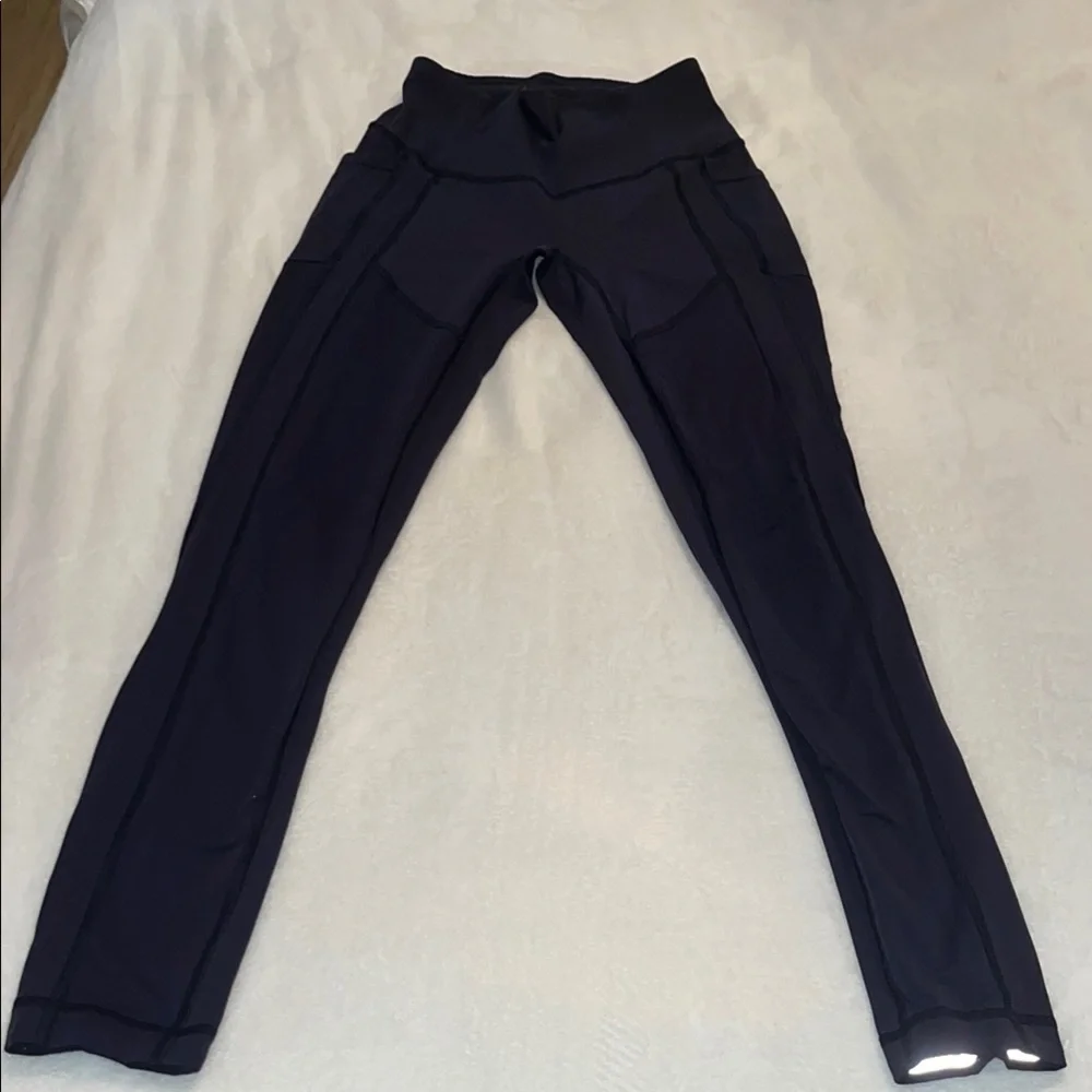 lululemon athletica sleek dark
